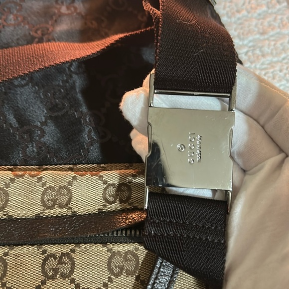 Gucci GG Canvas Belt Bag - Picture 13 of 17